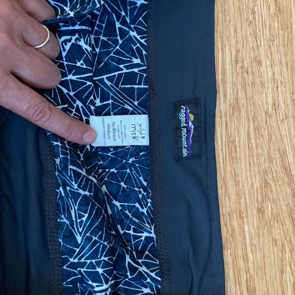 Ragged Mountain Zip on skirt size 10 - Picture 2 of 4